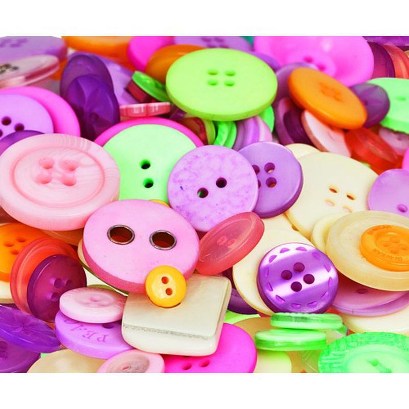 Basics Bulk Buttons Tub - Pastel Coloured