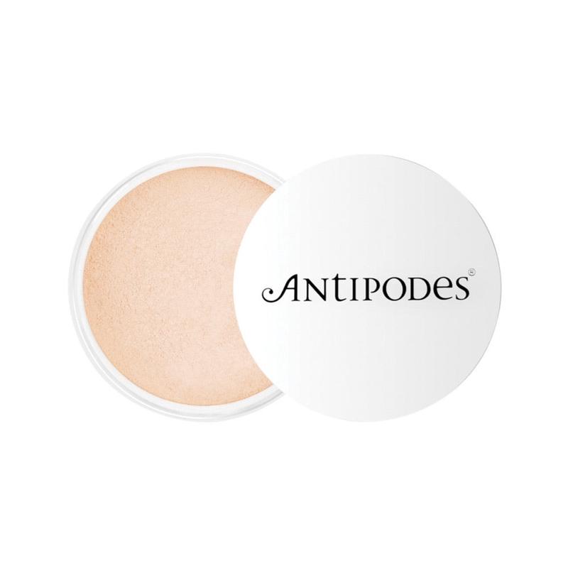 Antipodes Performance Plus Mineral Foundation with SPF 15 Ivory 11g